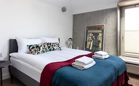 Apartment Nearto Old Town Miodowa Parking